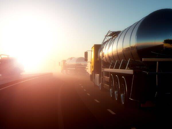 Transport paliwa: Kierunek bezpiecznego dostarczania energii